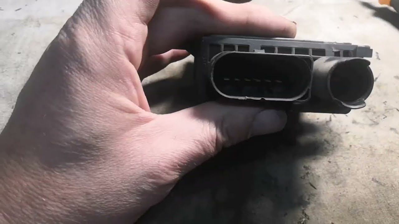 SsangYong дизель плохо заводится на холодную, не работают свечи накала. Как проверить в чём проблема смотреть онлайн