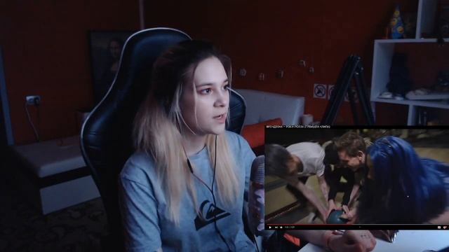 JOJY смотрит ФРЕНДЗОНА — РОК-Н-РОЛЛА (ПРЕМЬЕРА КЛИПА) смотреть онлайн