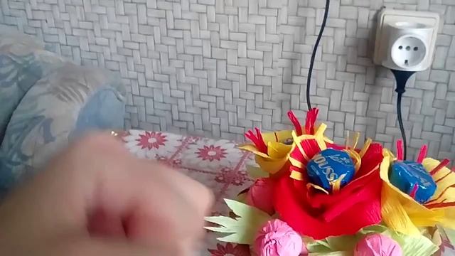 Букет из конфет ( старое видео ) смотреть онлайн