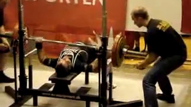 2009- DM 2009 Karsten L. Bænkpres 160 kg Dansk M2 rekord.FLV смотреть онлайн