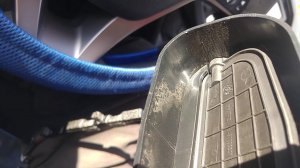 Лада Веста, устраняем дребезг центральной панели