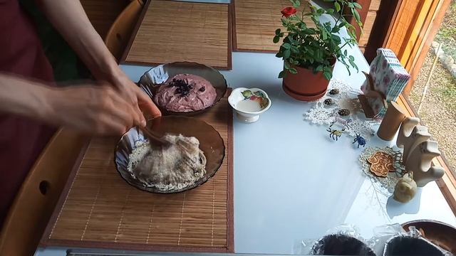 Пироги с тунцом и оливками