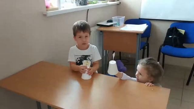 Сказка про колобка и двух медведей :)