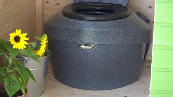 Установка компостного туалета Rostok