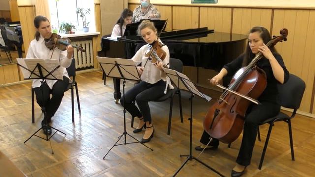 L.Beethoven piano quartet in E-flat major Op.16 смотреть онлайн