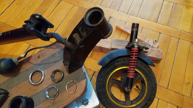 люфтит электросамокат, снимаем руль смотреть онлайн