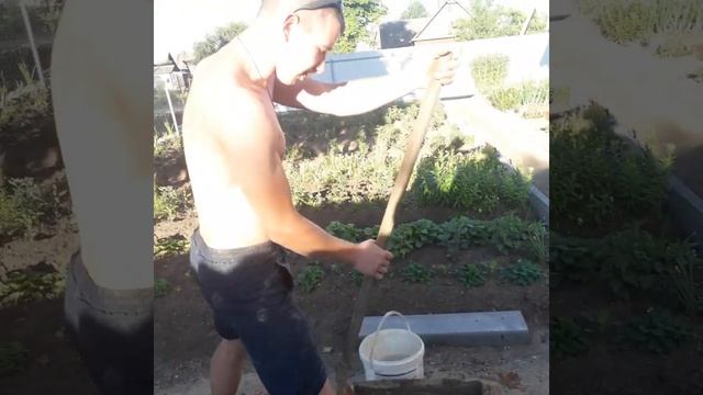 Учимся замешивать цемент смотреть онлайн