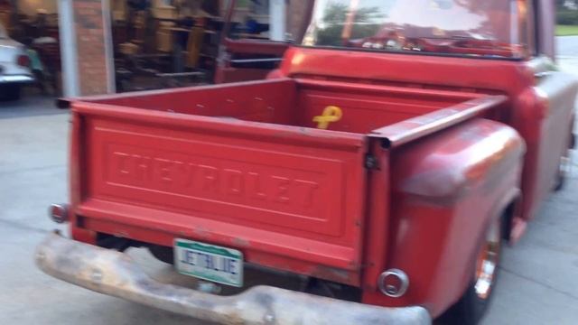 1957 Chevy Truck walk around смотреть онлайн