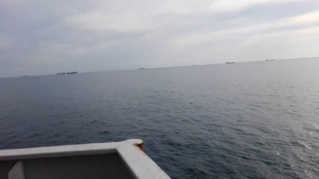 Переливаем мазут в танкер смотреть онлайн