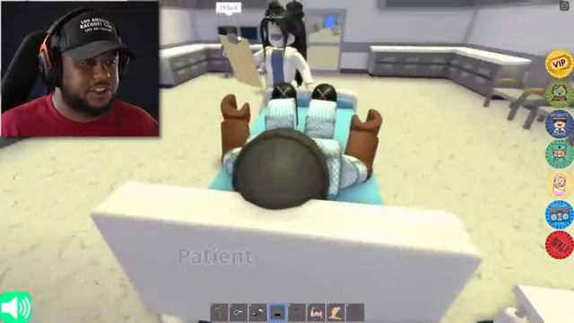 Roblox SERVERS ARE DOWN so I went to Roblox Hospital ? смотреть онлайн