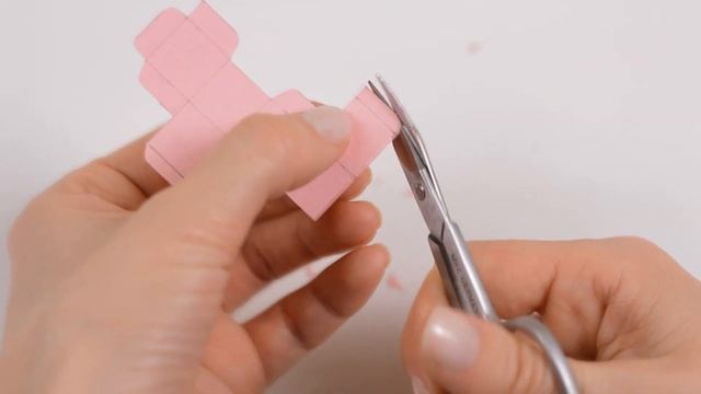 Miniature Perfume Bottles for Dollhouse | Giorgio Armani Moschino Rose Emois de Molinard Guerlain смотреть онлайн