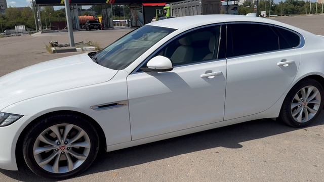 Jaguar xf смотреть онлайн