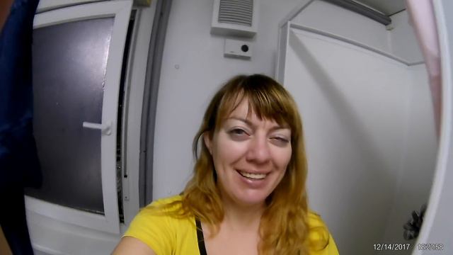 ПОЛЬША. ПОЛУЧИЛА ПЕРВУЮ ЗАРПЛАТУ смотреть онлайн