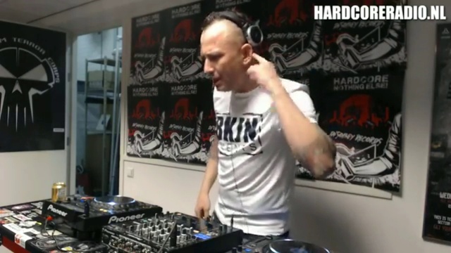 System Overload @ Hardcore Radio смотреть онлайн