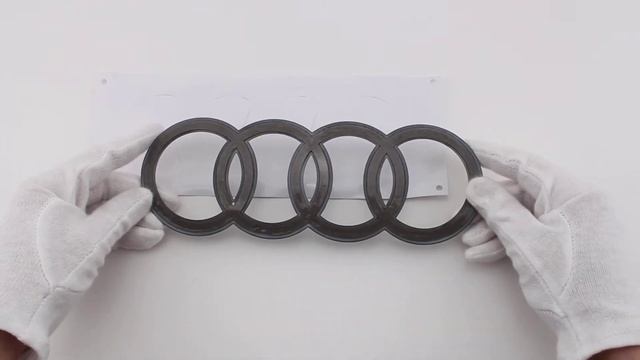 Эмблема на багажник для Audi (кольца) черный мат 200 х 70 вогнутая смотреть онлайн