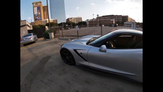 corevettes mustangs and amg gts rips through dallas streets after dubs show смотреть онлайн