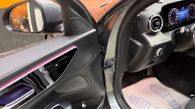 Новый Мерседес C Class W206-установили воздуховоды (дефлекторы) с подсветкой!