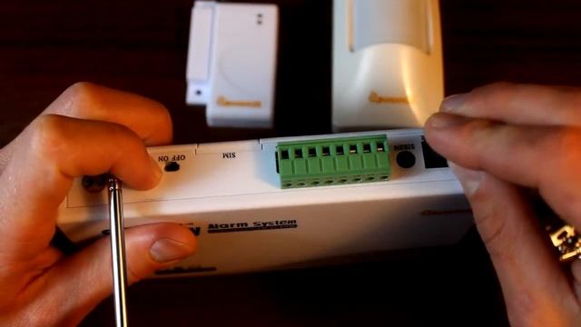 Недорогая GSM сигнализация из Китая. Настройка, инструкция, обзор смотреть онлайн
