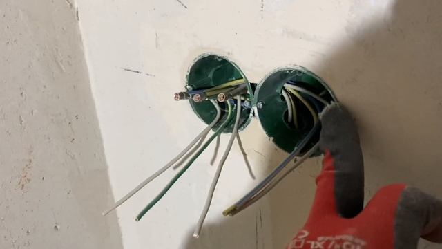 Самое надежное и правильное соединение в подрозетниках смотреть онлайн