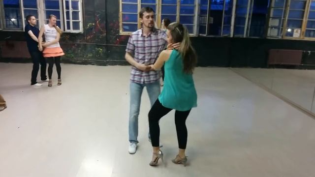 Bachata связка. Maxxi Salsa 2016-04-26 смотреть онлайн