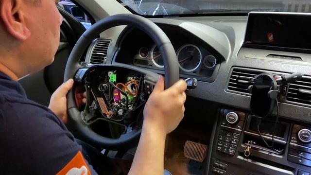 Volvo XC 90 - установка подогрева руля, установили кнопку в штатное место, перетянули руль 2022 смотреть онлайн