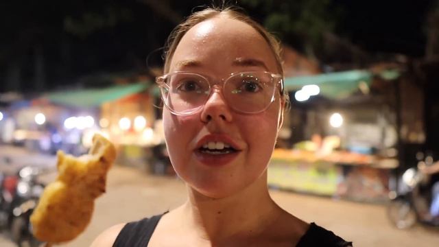 THIS is the Night Market to visit for Laos Street Food! 🇱🇦 смотреть онлайн