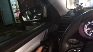 Работа складывания зеркал на Шкода Октавия А7