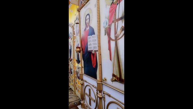 Дорогие Братия и Сестры! Божественная Литургия