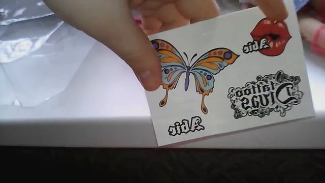 Обзор куклы Эбби делать татуировки. смотреть онлайн