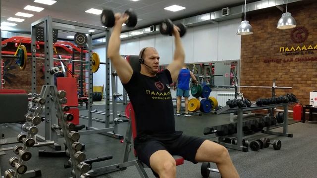 Жим "Арнольда". Индивидуальное составления программы тренировок 89852258478 смотреть онлайн