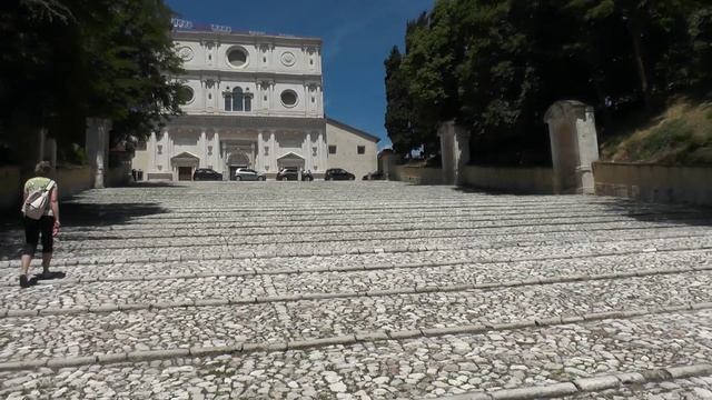 Itálie 2015 - L´Aquila (Abruzzo, Italy) смотреть онлайн