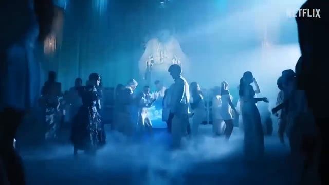 Wednesday Addams Dances To The White Lotus Opening смотреть онлайн