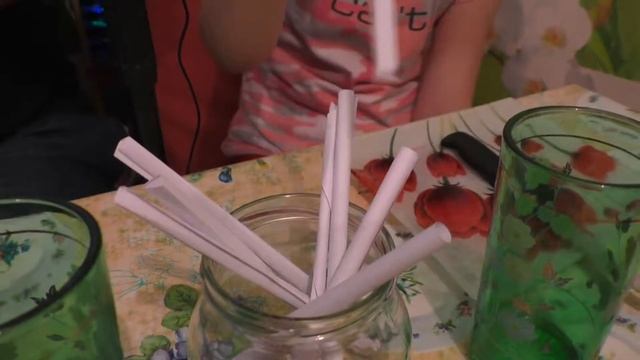 ГОТОВЛЮ И ЕМ ЖУТКИЙ САЛАТ | TOURNAMENT WITH MY DAD: STRANGE SALAD смотреть онлайн