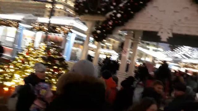 Новогодние гуляния. Москва.(1) смотреть онлайн
