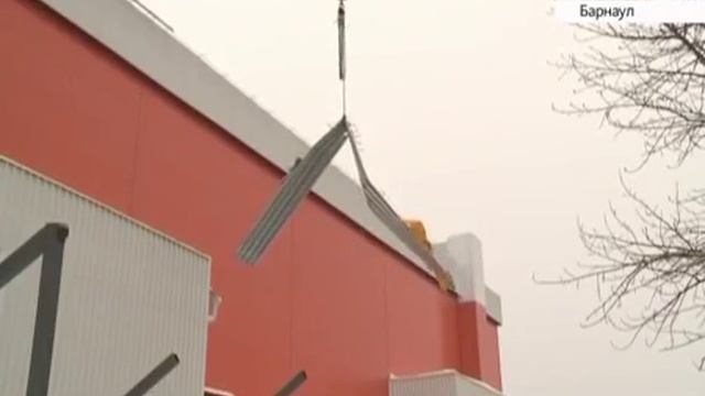 Новую кровлю в ТЦ «Галактика» начнут возводить уже 2 января смотреть онлайн