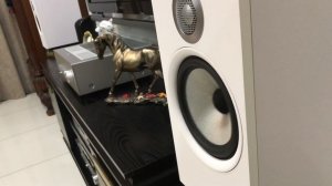 B&W 606 (White) + Cambridge Audio CXN (V2) + Yamaha A-S801