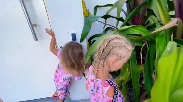 pirate treasure. Игра Сокровище пиратов с Кари и Стефи. США смотреть онлайн