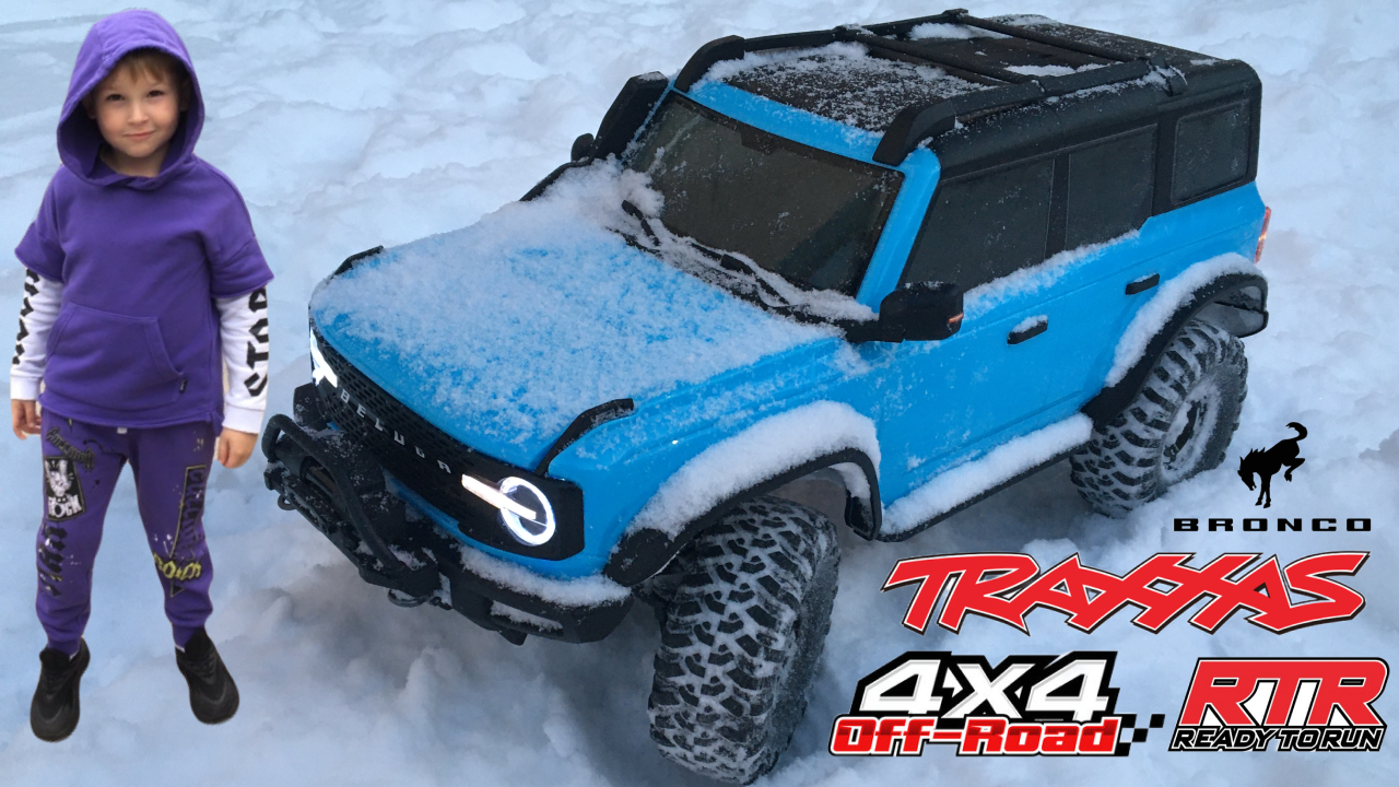 По снегу на RC Ford Bronco Traxxas 4х4. Масштаб машины 1:10 смотреть онлайн