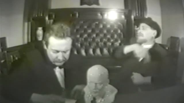 Городок / Всемирная история - Сберкасса №2 смотреть онлайн