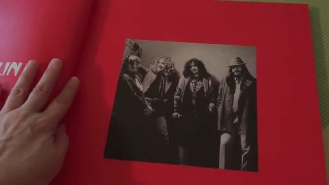 (Silent) Unboxing Of Physical Graffiti by Led Zeppelin: Super Deluxe смотреть онлайн