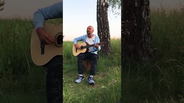 ⚜️Полем, полем, полем, Белым, белым полем дым. Волос был чеpнее смоли - Стал седым.⚜️