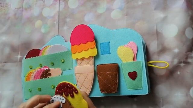 "ФУРГОНЧИК СЛАДОСТЕЙ" -интересная игровая и развивающая книжка из фетра. смотреть онлайн