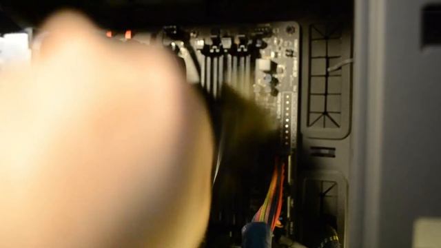 Pc is on but no monitor signal fix! смотреть онлайн
