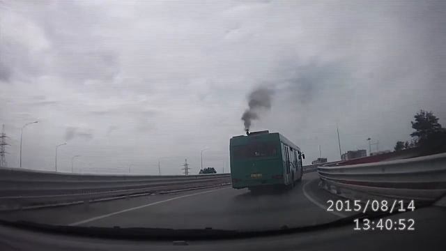 "Экологичный" автобус смотреть онлайн