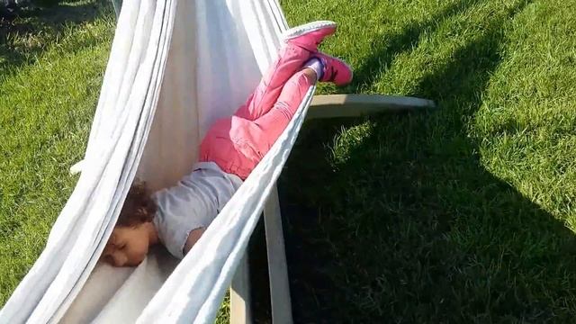 VLOG: Катаемся в гамаках и кушаем воздушные вафли. смотреть онлайн