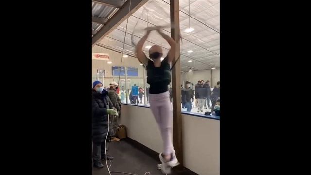 Забавный Пранк Над Людьми С Реалистичной Маской Для Лица смотреть онлайн