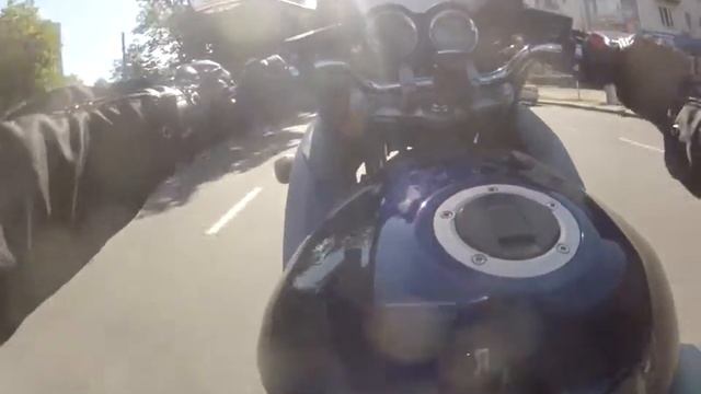 Little bandit 1250s power wheelie on way to work смотреть онлайн