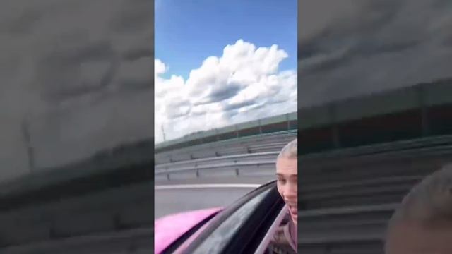 Как в кино снимают сцены в машине #shorts смотреть онлайн