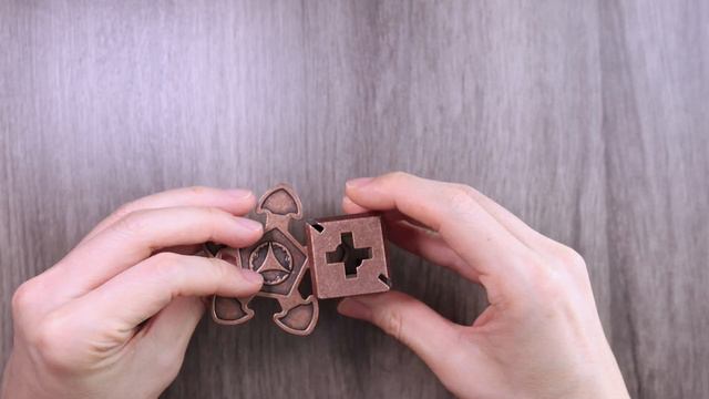 How To Solve The Award Winning Hanayama Cast O'Gear Puzzle In 1 Minute