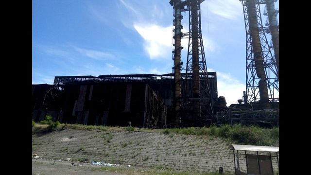Мариуполь ККЦ Азовсталь в июле.mp4 смотреть онлайн